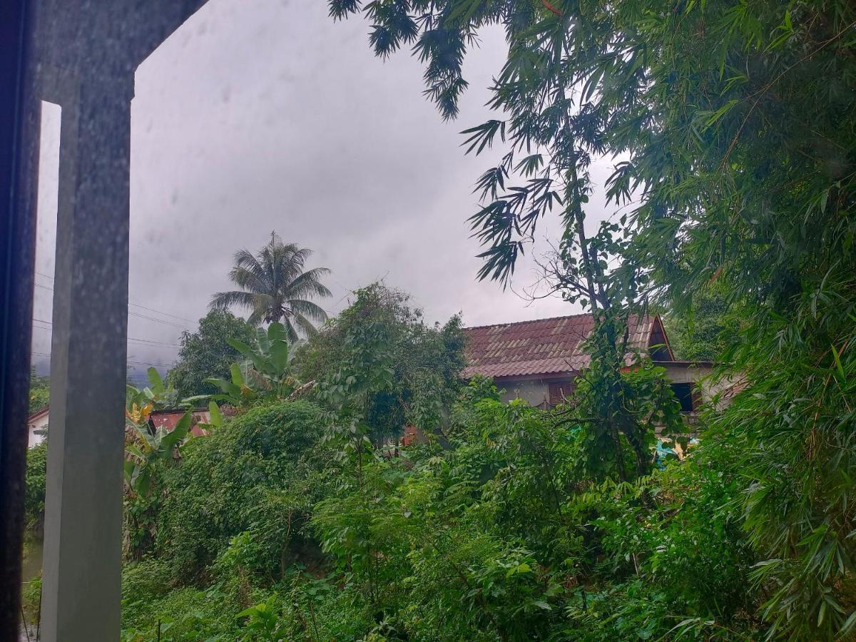 Vang Vieng Champa Hotel Экстерьер фото