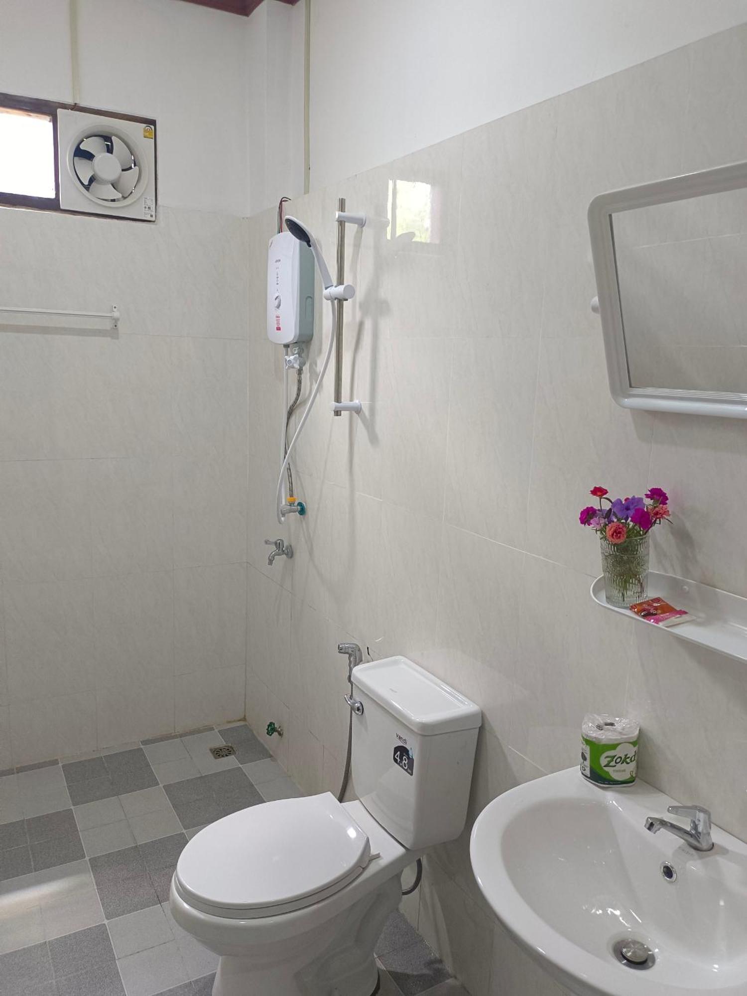 Vang Vieng Champa Hotel Экстерьер фото