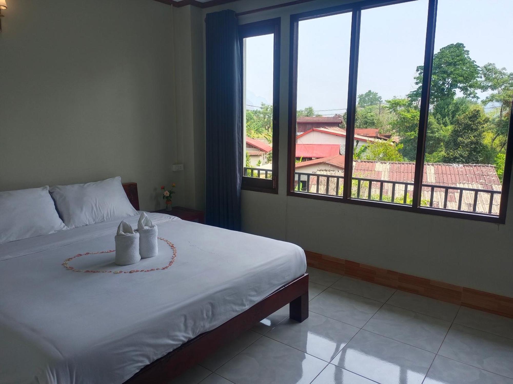 Vang Vieng Champa Hotel Экстерьер фото