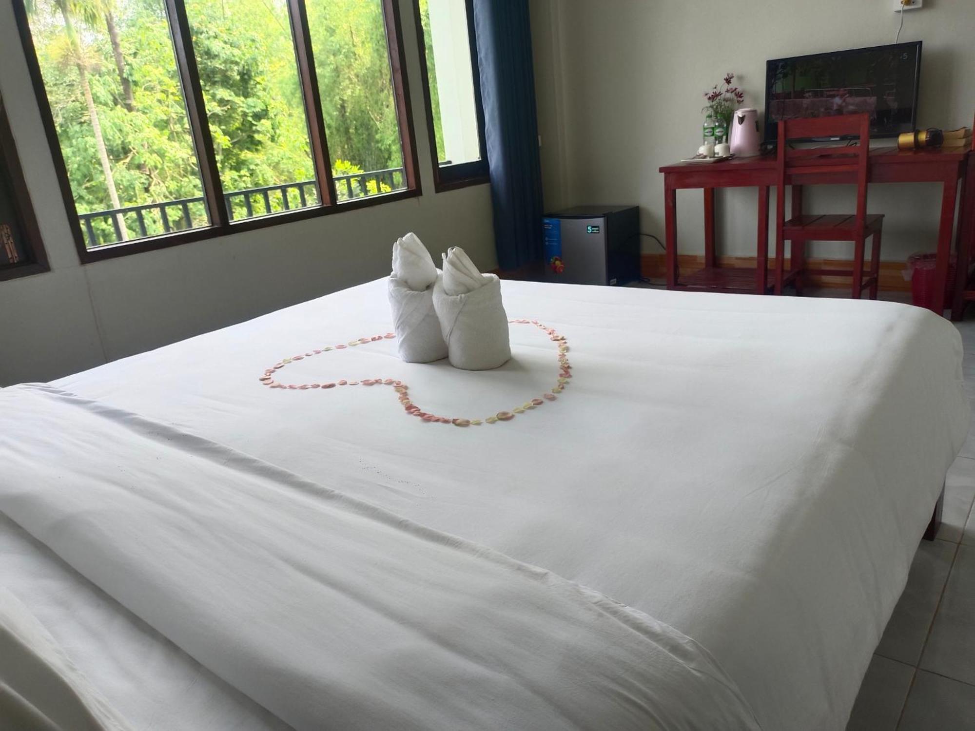 Vang Vieng Champa Hotel Экстерьер фото