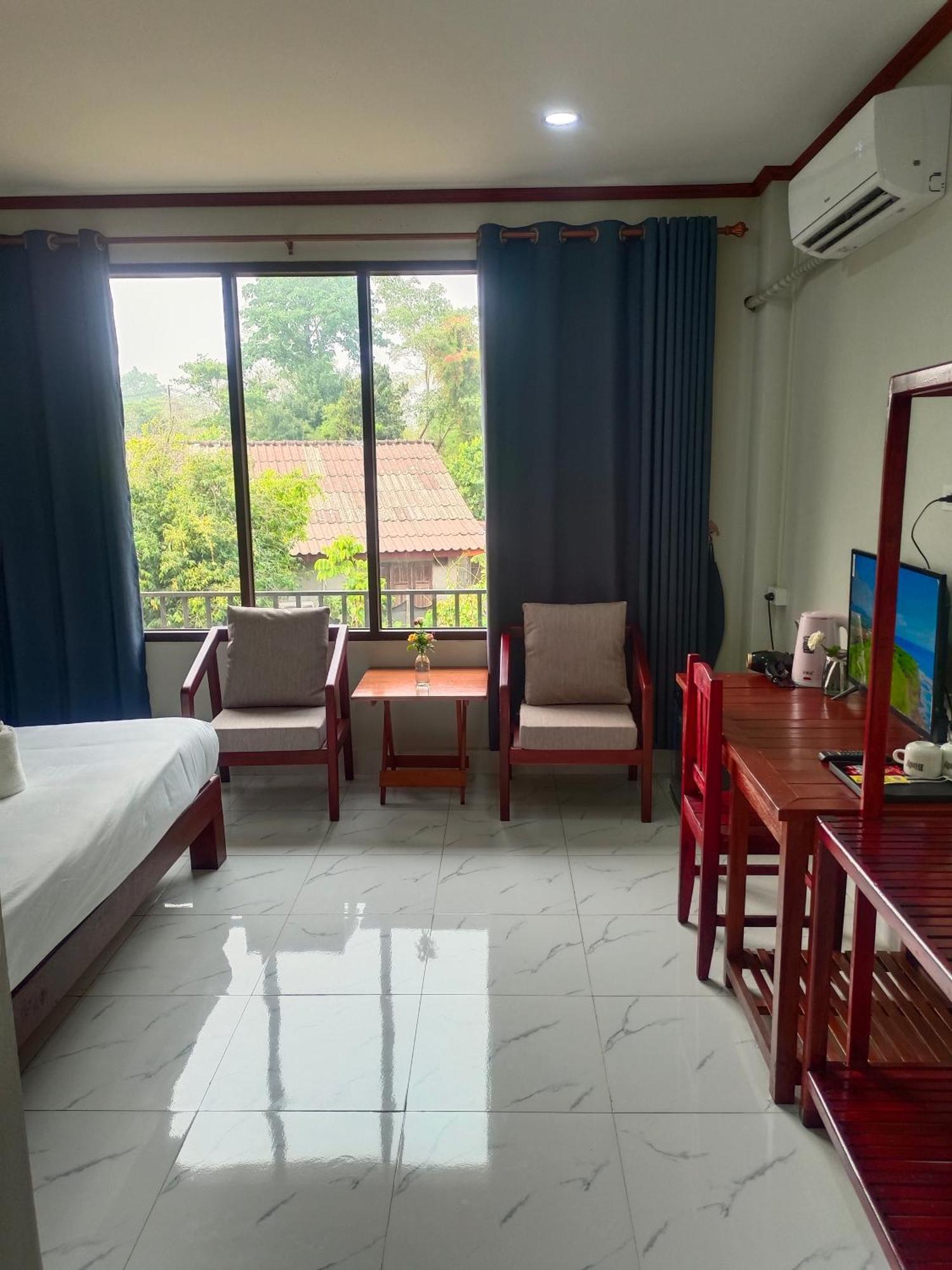 Vang Vieng Champa Hotel Экстерьер фото