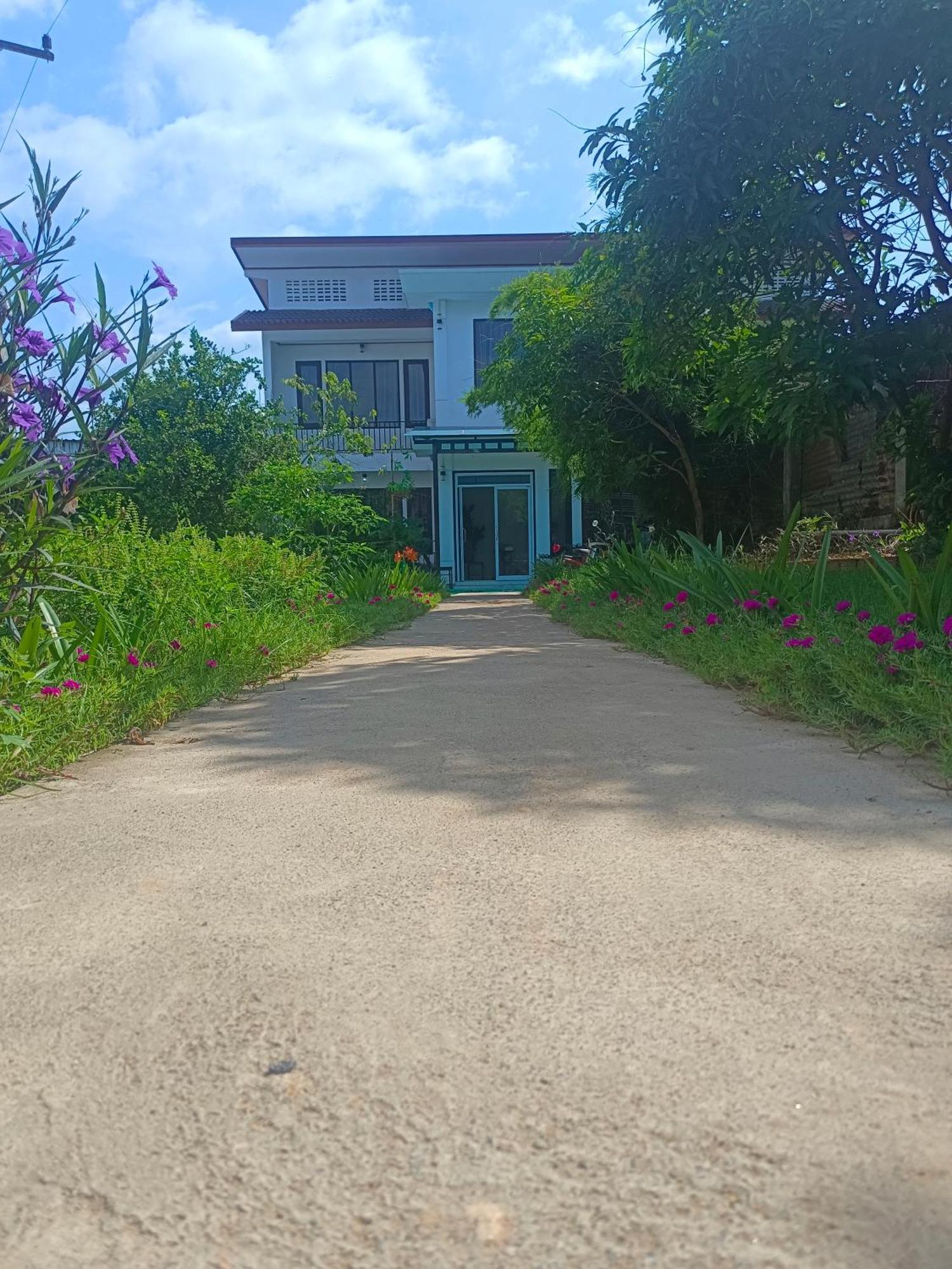 Vang Vieng Champa Hotel Экстерьер фото